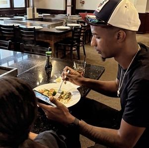 Meet your Posher, Raul